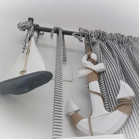 In Mit Eigenem Balkon By Interhome 公寓