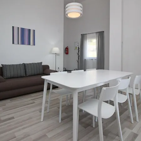 In Mit Eigenem Balkon By Interhome 公寓 *