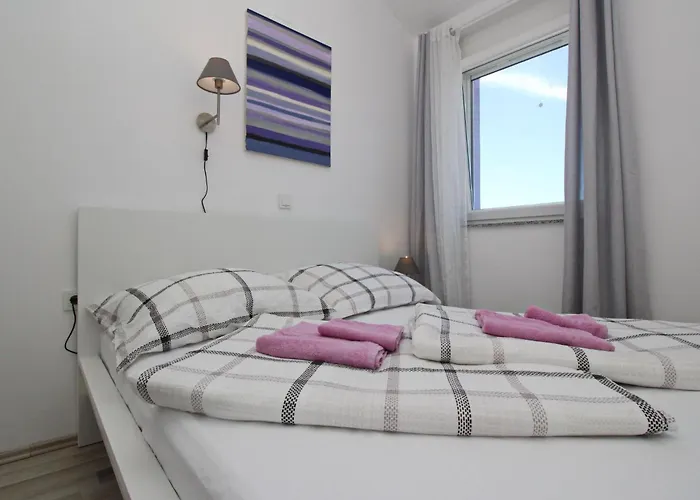 In Mit Eigenem Balkon By Interhome