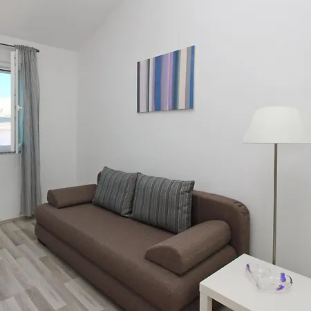 In Mit Eigenem Balkon By Interhome 公寓 巴斯卡