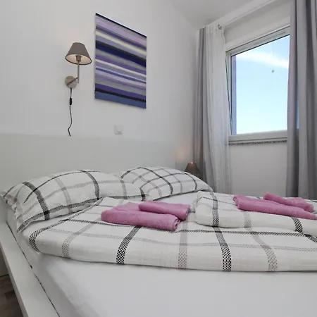 In Mit Eigenem Balkon By Interhome