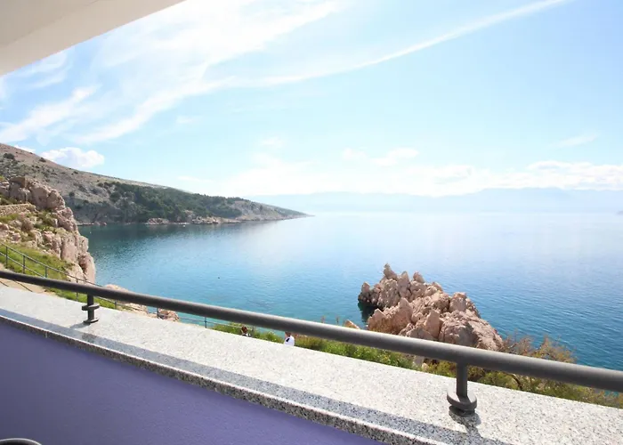 In Mit Eigenem Balkon By Interhome Apartmán Baška