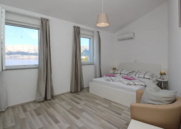 Apartmán In Mit Eigenem Balkon By Interhome *