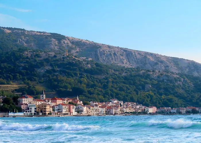 In Mit Eigenem Balkon By Interhome Apartmán